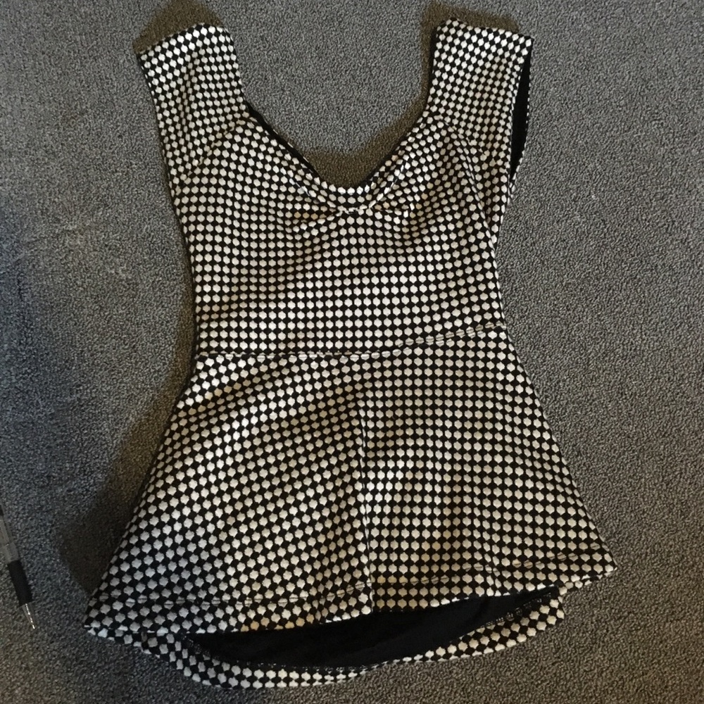 Anthropologie Deletta Cross Back Peplum Top - Picture 2 of 6